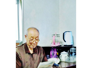 堅(jiān)持是我最大的驕傲——記公司建廠元老、原工模具廠黨支部書記李運(yùn)杰