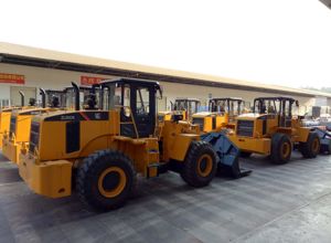 公司成功拿下中老鐵路某標(biāo)段土方施工設(shè)備訂單：中老鐵路施工忙　柳工產(chǎn)品賣得俏